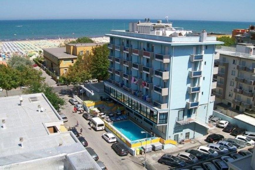 ANCORA, Itálie, Rimini, Hotel Armstrong